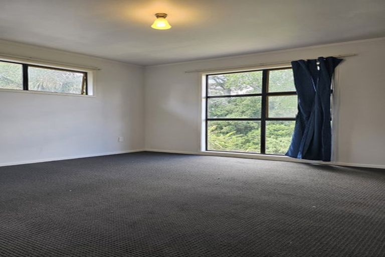 Photo of property in 33 Leaver Place, Weymouth, Auckland, 2103
