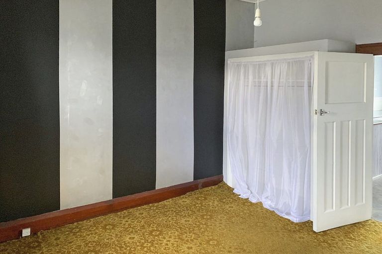 Photo of property in 22 Thyra Street, Dannevirke, 4930