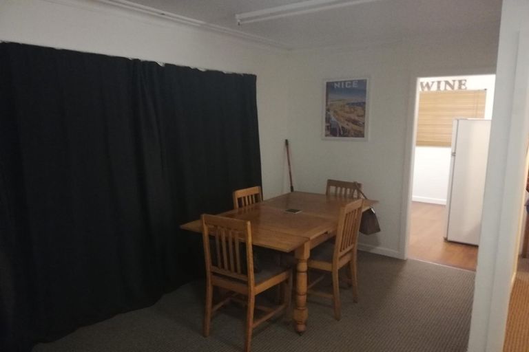 Photo of property in 4/162 Onewa Road, Northcote, Auckland, 0627