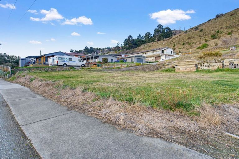 Photo of property in 3 Selkirk Street, Roxburgh, 9500