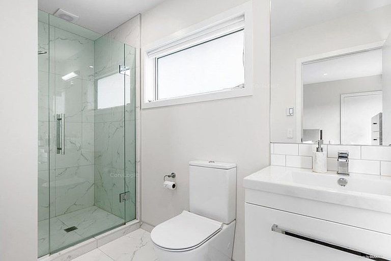 Photo of property in 56e Nicholson Road, Khandallah, Wellington, 6035