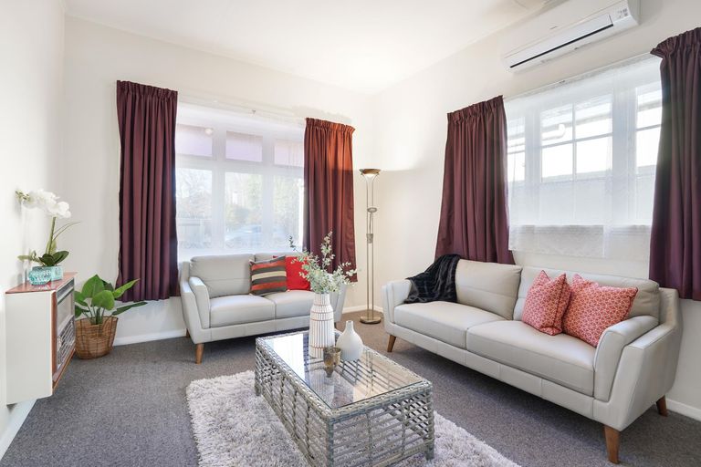 Photo of property in 375 College Street, Hokowhitu, Palmerston North, 4410