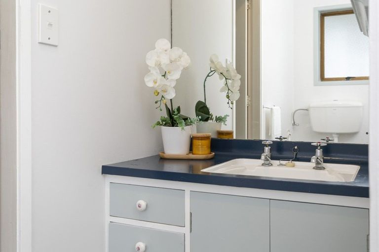 Photo of property in 2/14 Korimako Road, Waipahihi, Taupo, 3330