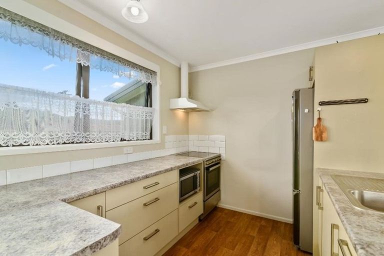 Photo of property in 2 Tatai Street, Koutu, Rotorua, 3010