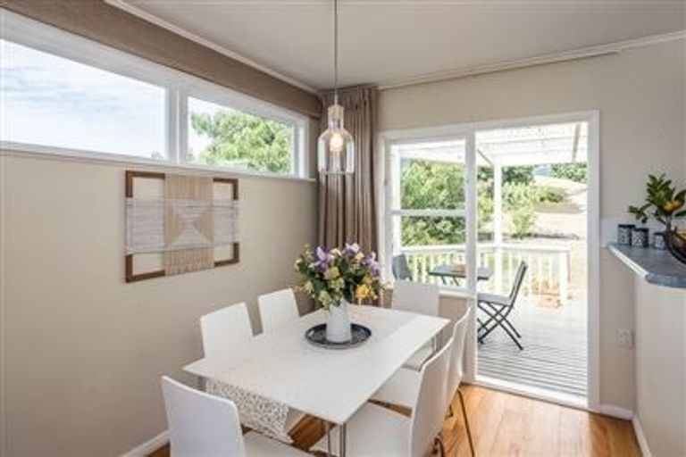 Photo of property in 12 Hillcrest Road, Raumati South, Paraparaumu, 5032