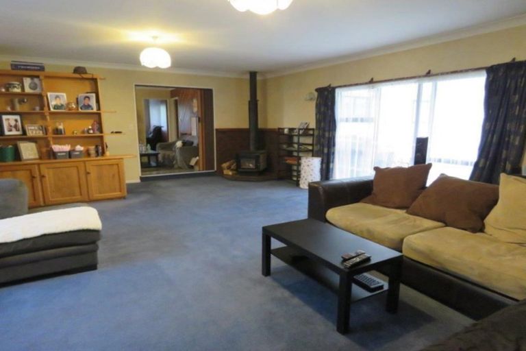 Photo of property in 2 Willow Grove, Waipukurau, 4200