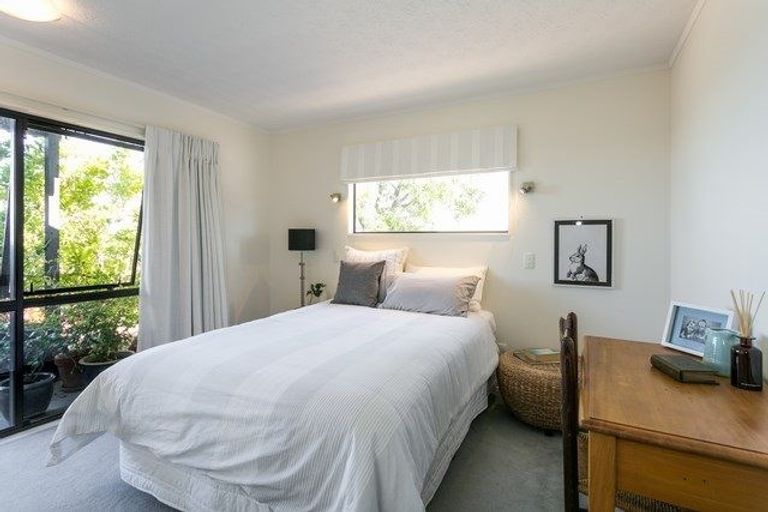 Photo of property in 24b Clyde Road, Bluff Hill, Napier, 4110