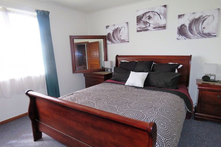 Photo of property in 2 Gothard Place, Westport, 7825