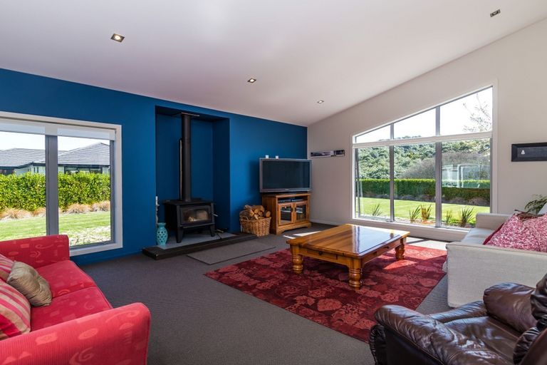 Photo of property in 31 Pukeko Way, Kinloch, Taupo, 3377