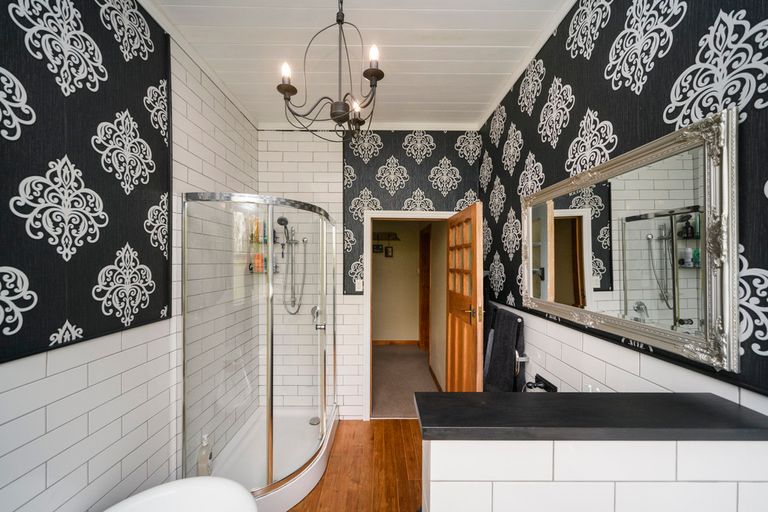 Photo of property in 803 Roberts Line, Bunnythorpe, Palmerston North, 4478