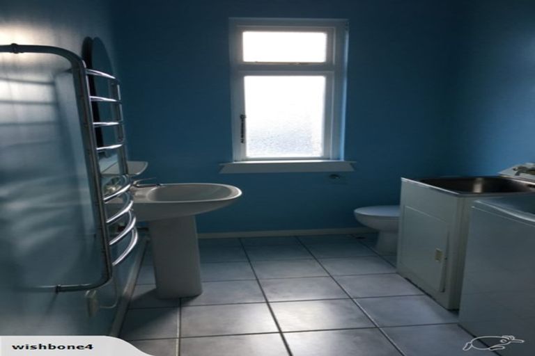 Photo of property in 58 Brougham Street, Mount Victoria, Wellington, 6011