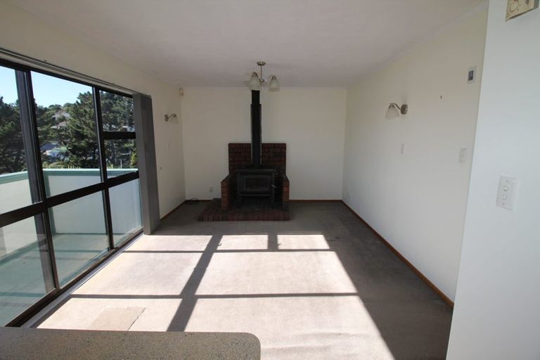 Photo of property in 21 Glen Alton Avenue, Paparangi, Wellington, 6037