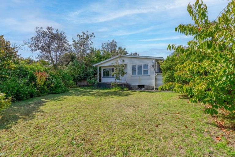 Photo of property in 18 Newry Road, Raumati Beach, Paraparaumu, 5032
