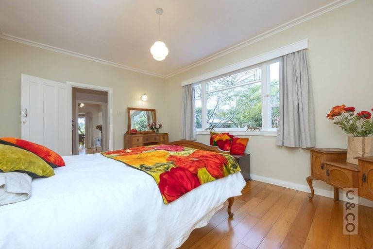 Photo of property in 16 Karaka Street, Helensville, 0800