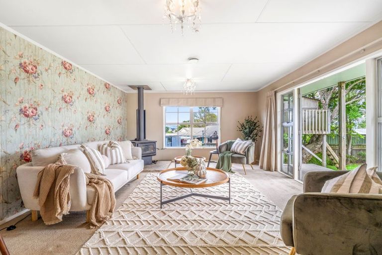 Photo of property in 9 Walnut Place, Owhata, Rotorua, 3010