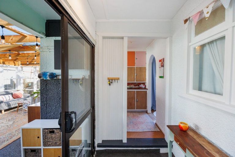 Photo of property in 16 Chrystal Street, Foxton Beach, Foxton, 4815