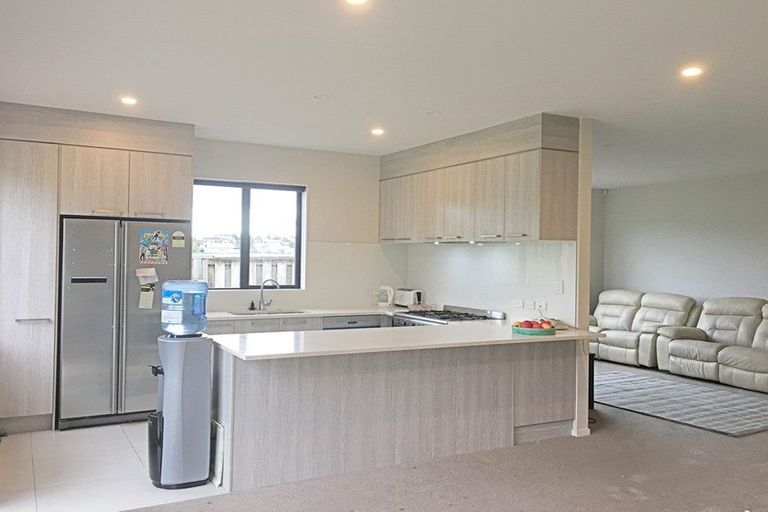 Photo of property in 8 Stile Place, Pukekohe, 2120