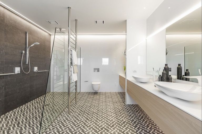 Photo of property in 10 Martingale Lane, One Tree Point, 0118