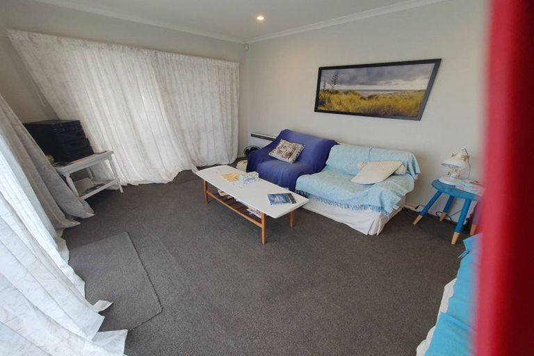 Photo of property in 29 Taonui Street, Waitarere Beach, Levin, 5510