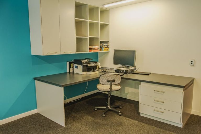 Photo of property in 118 Ngarara Road, Waikanae, 5036