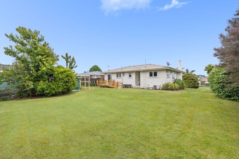 Photo of property in 34 Pemberton Crescent, Greerton, Tauranga, 3112