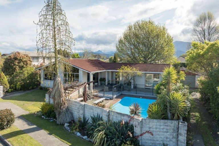 Photo of property in 16 Trewavas Street, Motueka, 7120