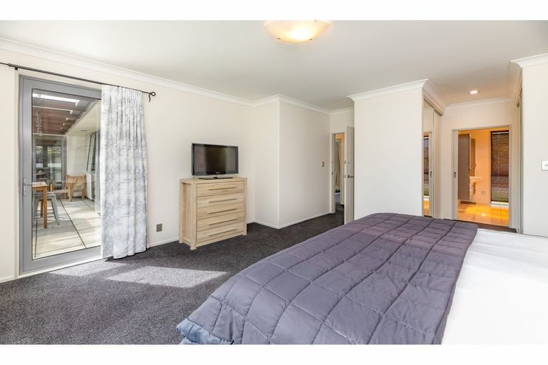 Photo of property in 20 Evergreen Place, Parklands, Christchurch, 8083