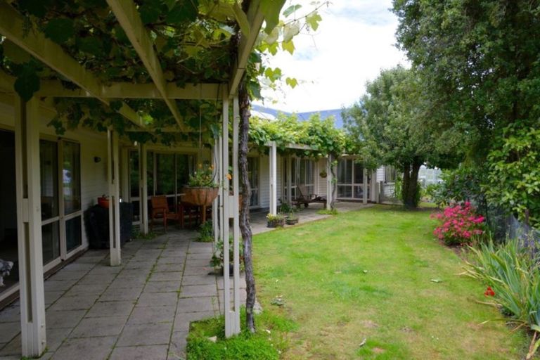 Photo of property in 264 Umere Road, Karamea, 7893