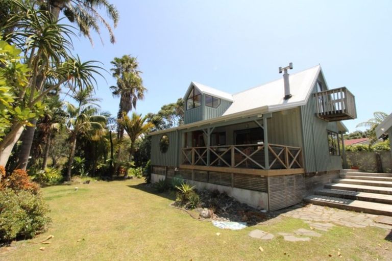 Photo of property in 20 Hilldale Crescent, Kuaotunu West, Whitianga, 3592