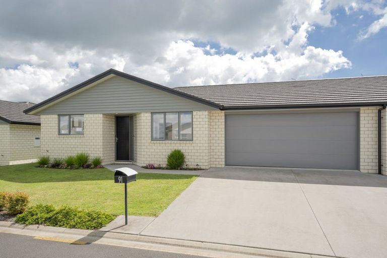 Photo of property in Waterview Estate, 91/4 Greystone Place, Omokoroa, 3114