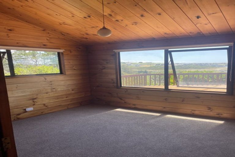 Photo of property in 15 Ashley Avenue, Long Bay, Auckland, 0630