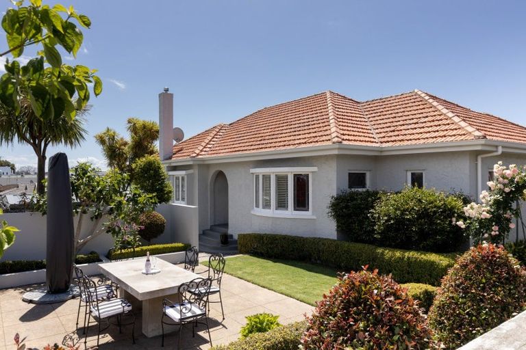 Photo of property in 31 Fourth Avenue, Tauranga, 3110