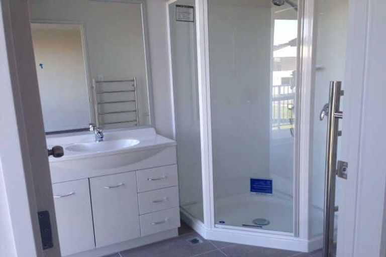 Photo of property in 57 Phar Lap Crescent, Takanini, 2112