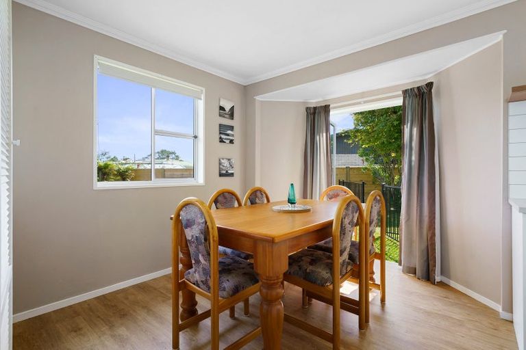 Photo of property in 2 Blairgowrie Place, Leamington, Cambridge, 3432