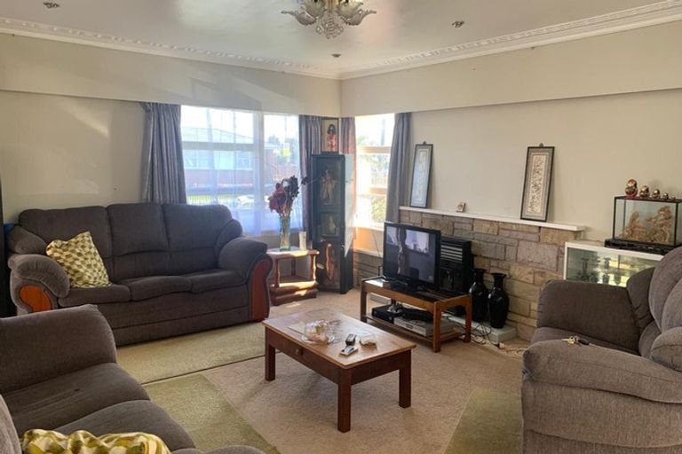 Photo of property in 7 Graeme Avenue, Mangere East, Auckland, 2024