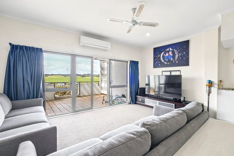 Photo of property in 17/150 Chapel Road, Flat Bush, Auckland, 2019