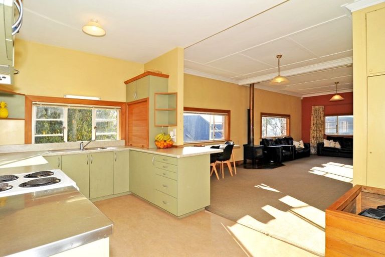 Photo of property in 36 Middleton Road, Kew, Dunedin, 9012