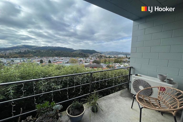 Photo of property in 2/84 Warrender Street, North Dunedin, Dunedin, 9016