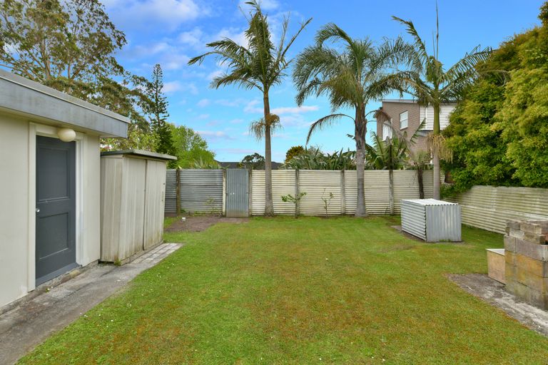 Photo of property in 57 Hatton Road, Orewa, 0931