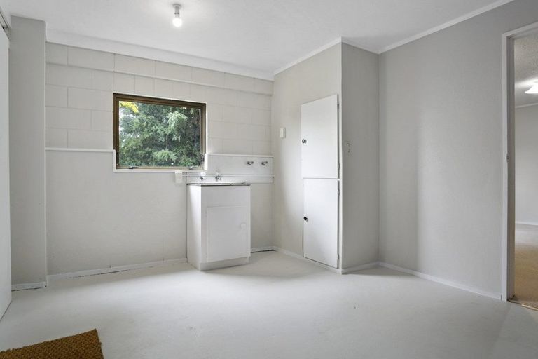 Photo of property in 42c Hillcrest Road, Hillcrest, Hamilton, 3216