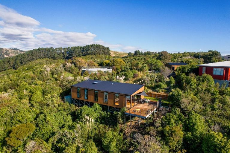 Photo of property in 91 Panorama Drive, Paraparaumu, 5032