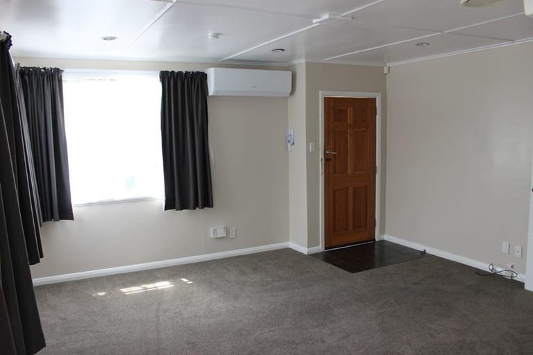 Photo of property in 1/614 Fergusson Drive, Trentham, Upper Hutt, 5018