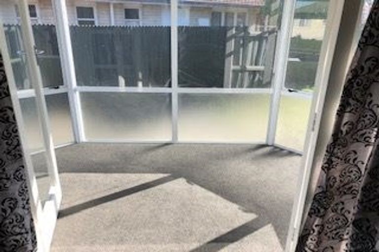 Photo of property in 18 Dinwiddie Avenue, Onekawa, Napier, 4110