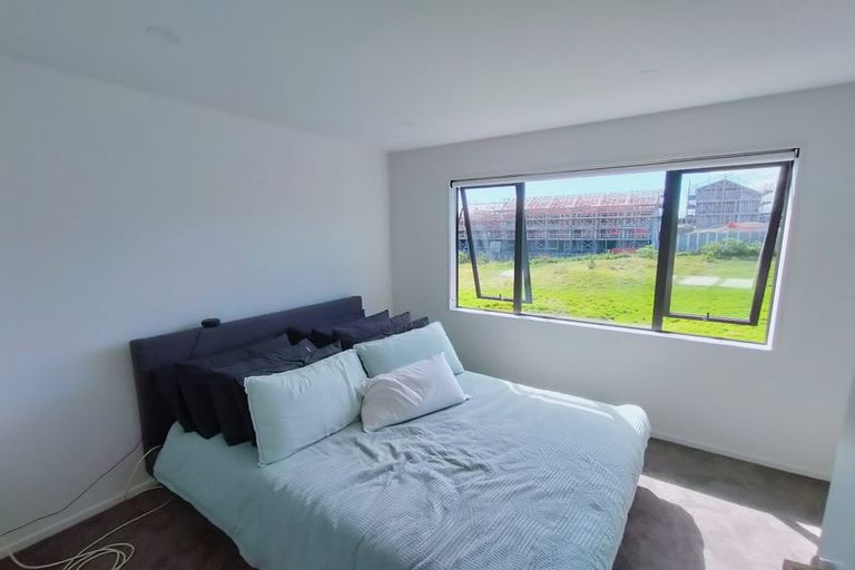 Photo of property in 28 Korokio Lane, Henderson, Auckland, 0612