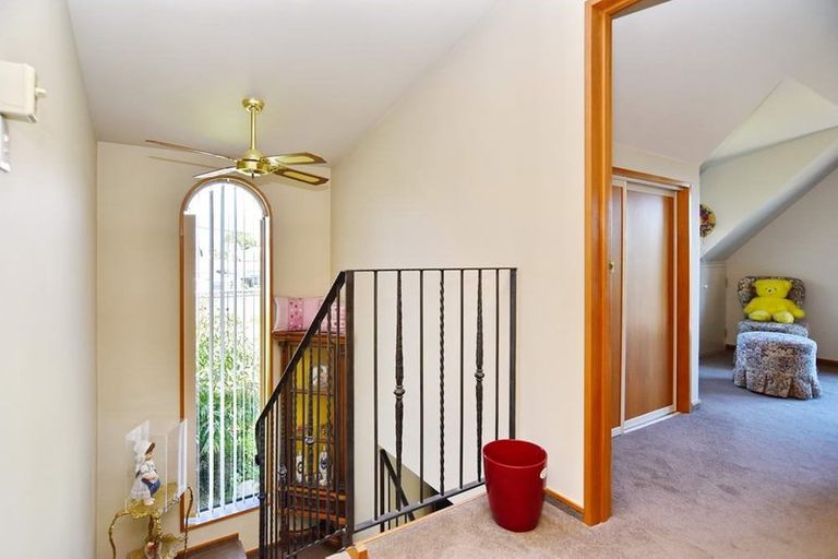 Photo of property in 38 Cashmere View Street, Somerfield, Christchurch, 8024