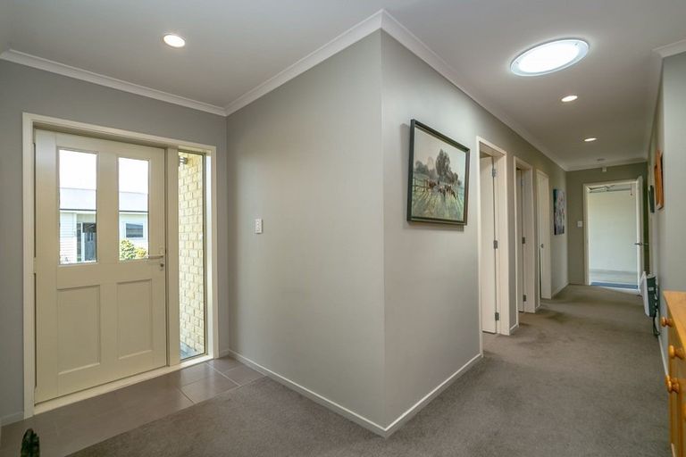 Photo of property in 40a William Wong Place, Carterton, 5713