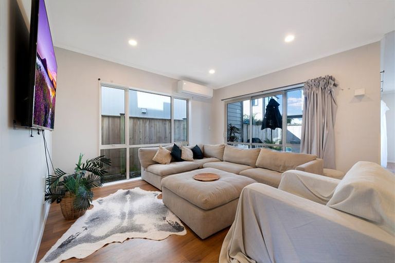 Photo of property in 7 Silvereye Road, Hobsonville, Auckland, 0616