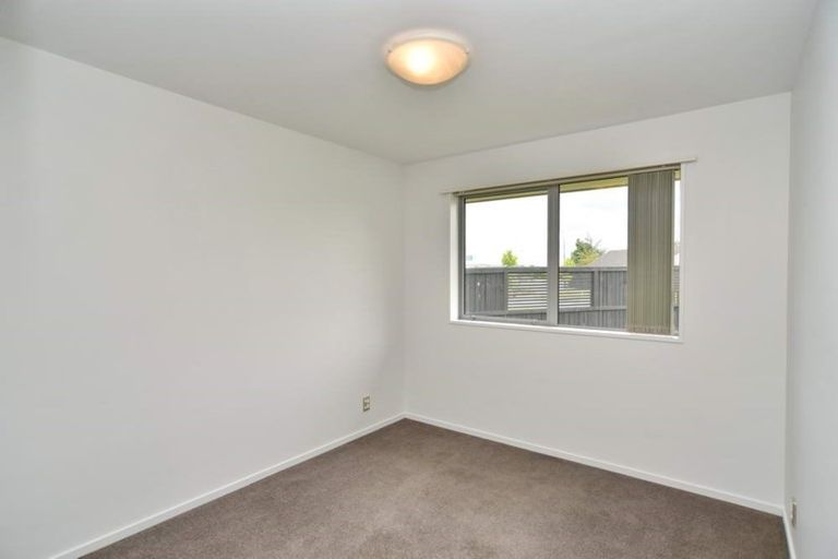 Photo of property in 48 Acacia Avenue, Rangiora, 7400