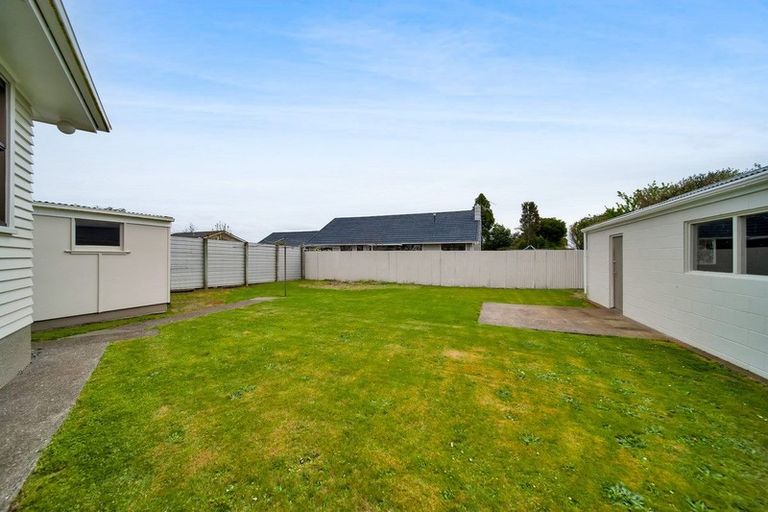Photo of property in 17 Murray Avenue, Hawera, 4610