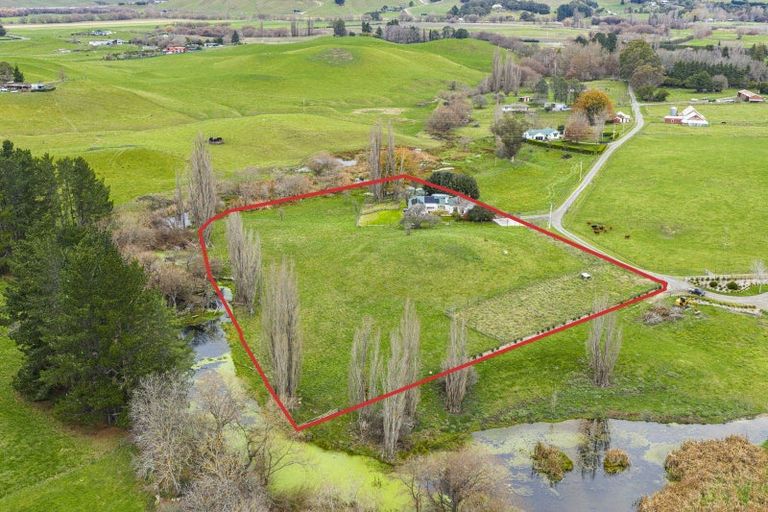 Photo of property in 748 Taihape Road, Pukehamoamoa, Hastings, 4179